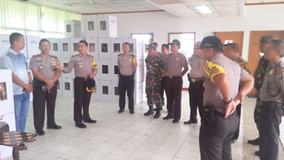 Pasca Pilgubri, Wakapolresta Pekanbaru Lakukan Pengecekkan ke Kantor PPK